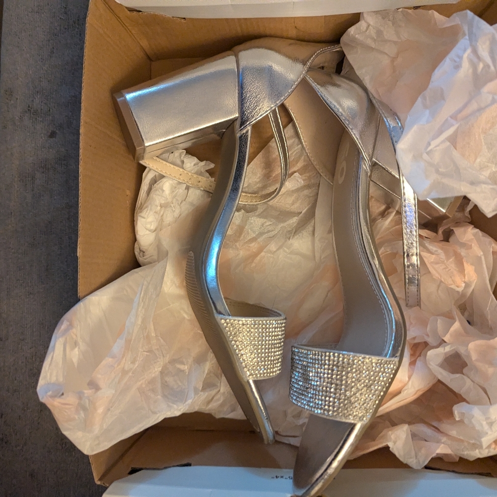 Elegant Silver Women's Heels size 10